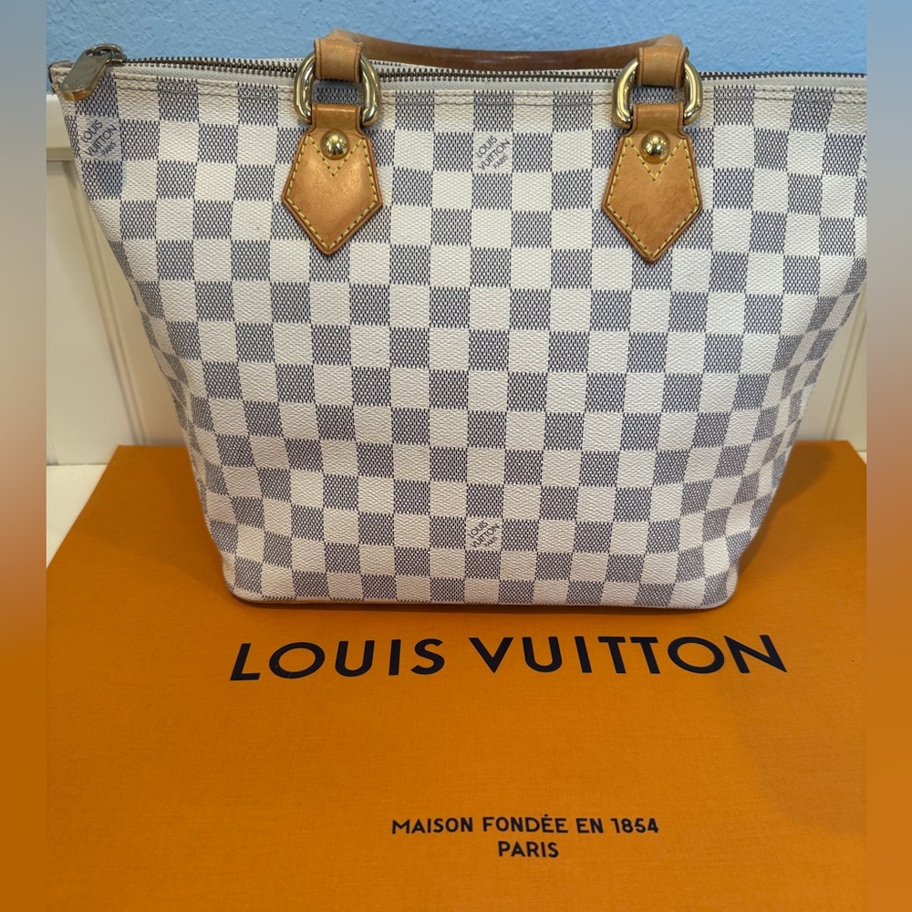 Louis Vuitton Saleya Damier Azur Tote MM